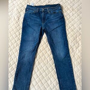 Levi’s Classic Blue Jeans 511 model. Good used condition W34 L30